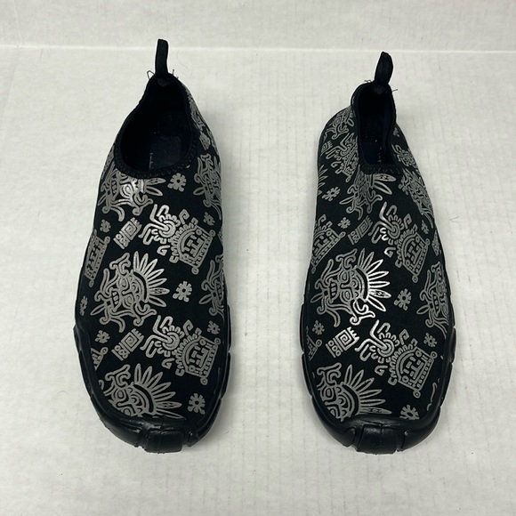 water shoes Other - Men’s Aztec Print Black Water Shoes Slip-On Aqua 10 | adventure gear travel